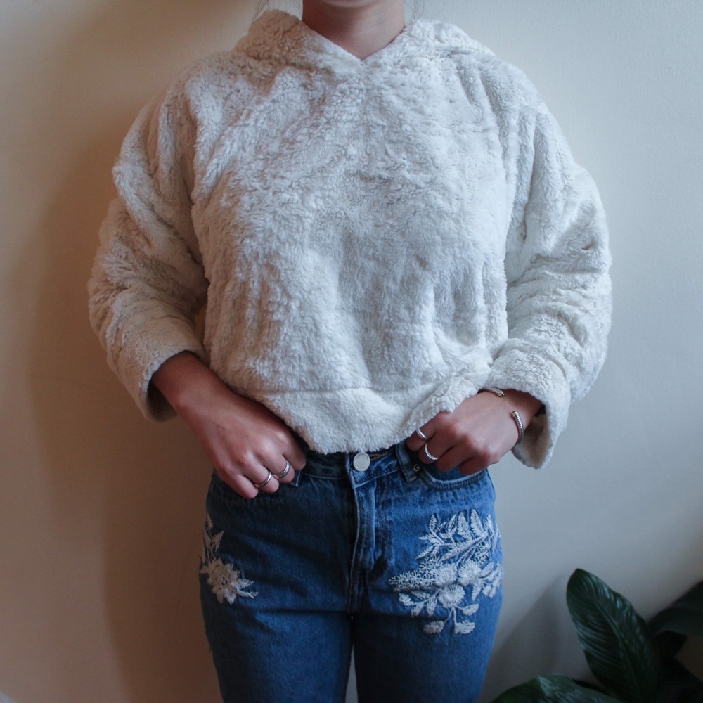 Forever 21 cropped hoodie
